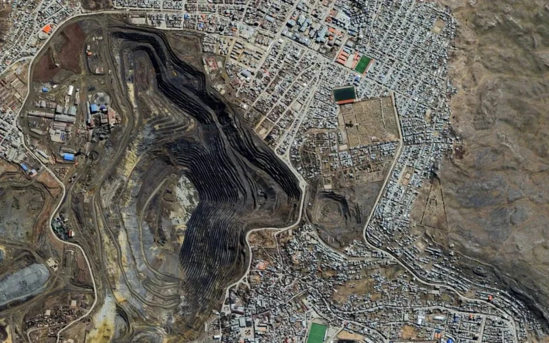 علماء يرصدون معالم عالم غامض يختبئ في أعماق الأرض تحت أقدامنا